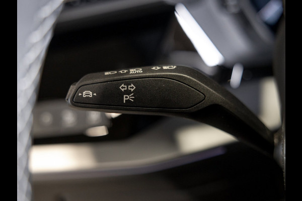 Audi A3 Sportback 35 TFSI S edition / 150pk / Panorama dak / Sonos / Achteruitrij camera /