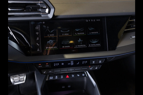 Audi A3 Sportback 35 TFSI S edition / 150pk / Panorama dak / Sonos / Achteruitrij camera /