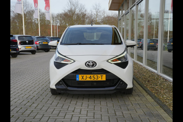 Toyota Aygo 1.0 VVT-i x-play | Achteruitrijcamera | DAB |