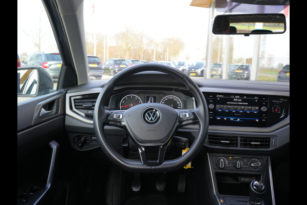 Volkswagen Polo 1.0 TSI Comfortline | Achteruitrijcamera | Trekhaak |