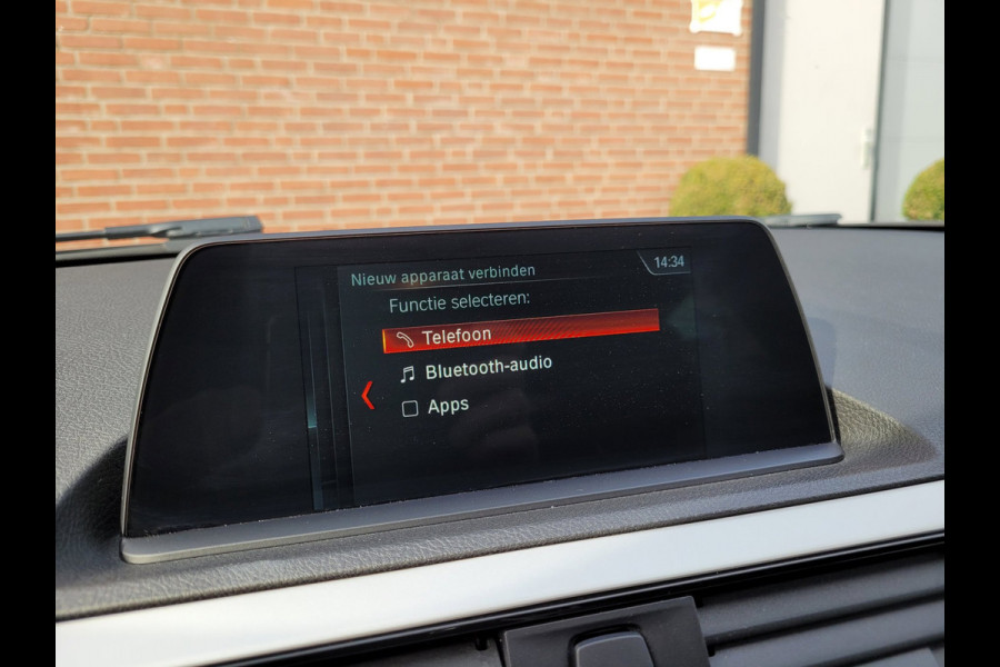 BMW 1-serie 118i Sportstoel, LED (Sparkling Brown Metallic), NL-NAP