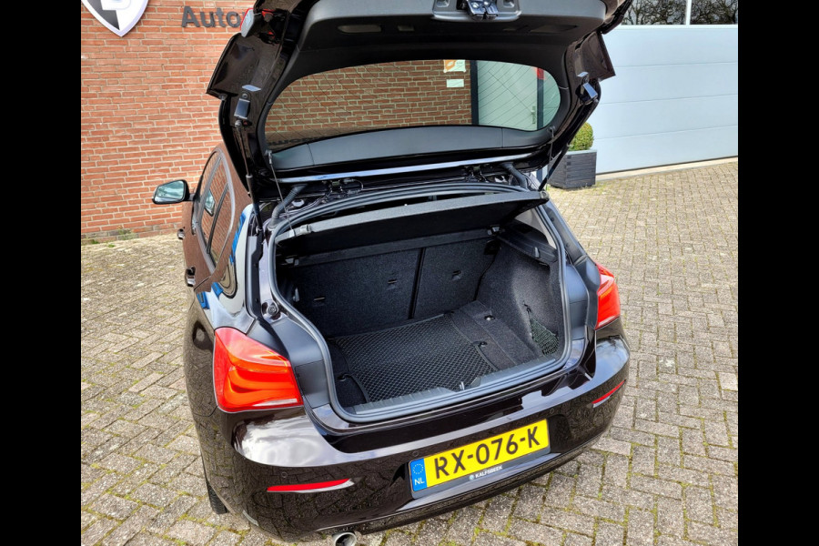 BMW 1-serie 118i Sportstoel, LED (Sparkling Brown Metallic), NL-NAP