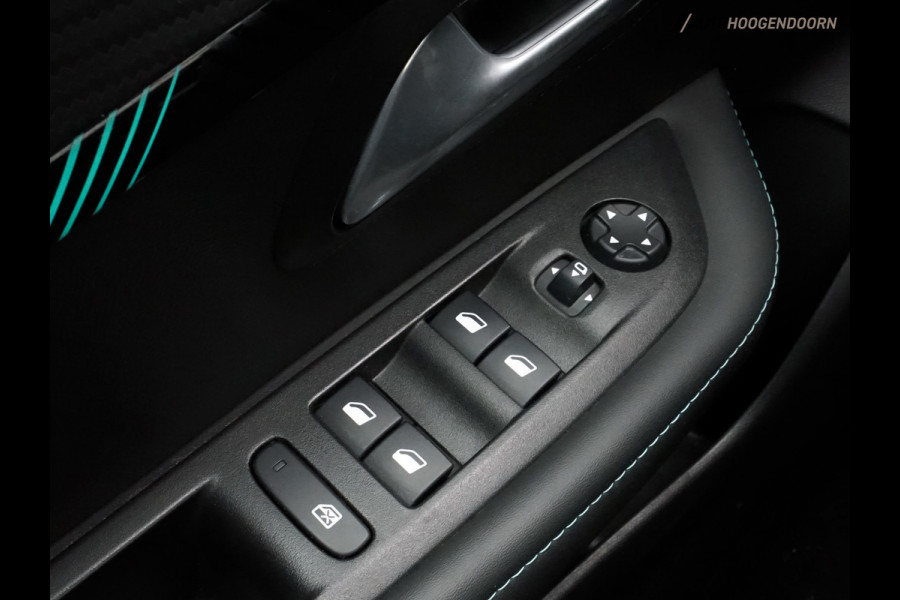 Peugeot 208 1.2 PureTech Allure Sport (ACHTERUITRIJCAMERA,APPLE CARPLAY,L.M. VELGEN,LED VERLICHTING,CRUISE CONTROL,TOPCONDITIE)