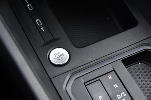 Volkswagen Caddy Cargo Maxi 2.0 TDI Exclusive Camera, Cruise, Carplay, LED, 2 x Schuifdeur, Stoelverwarming, Trekhaak, Standkachel, Uniek!