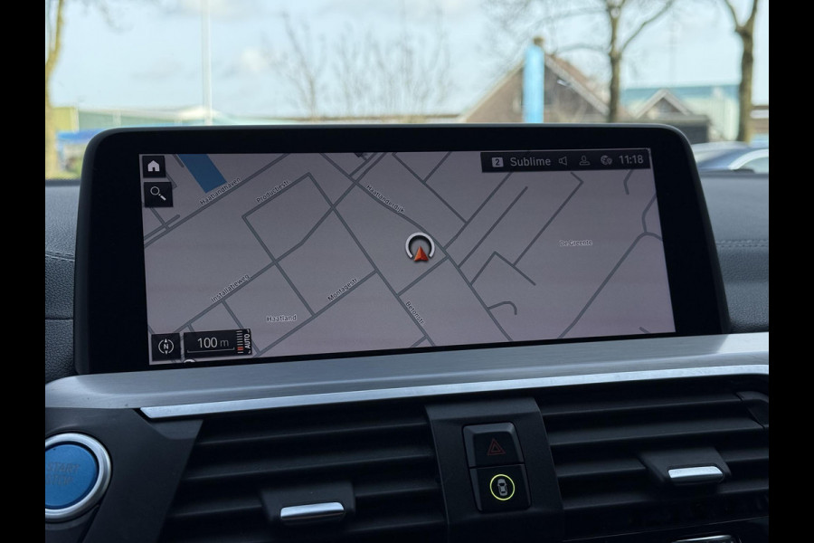 BMW iX3 Aut. Executive 80 kWh | SoH 94% | Panorama | Trekhaak | Leder | Harman Kardon |