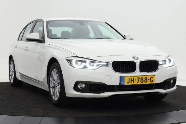 BMW 3 Serie 318i Sport Aut. | Full-LED | Navigatie | Climate control | Sportstoelen