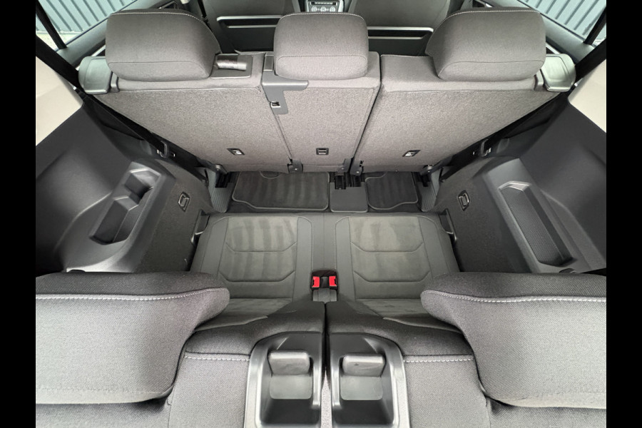 Volkswagen Tiguan Allspace 1.5 TSI Highline Business R 7p. | R-line | Trekhaak wegkl. | 360 Camera | Head Up | Prijs Rijklaar!!