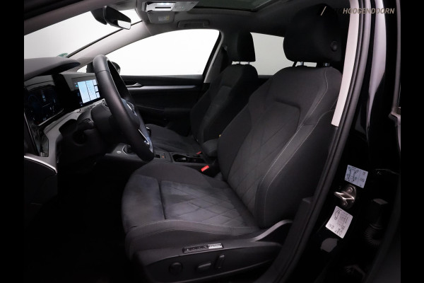 Volkswagen Golf 1.5 TSI Life Business Luxe (STUURVERWARMING,MEMORY STOELEN,SFEERVERLICHTING,ADAPTIVE CRUISE,CAMERA,TOPCONDITIE)