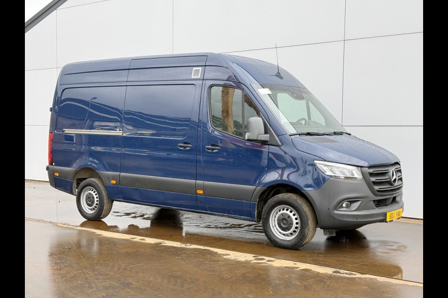 Mercedes-Benz Sprinter 317 1.9 CDI L2H2 LED 10 Inch MBUX Scherm Climate Control Cruise Control Camera Navigatie Parkeersensoren voor achter