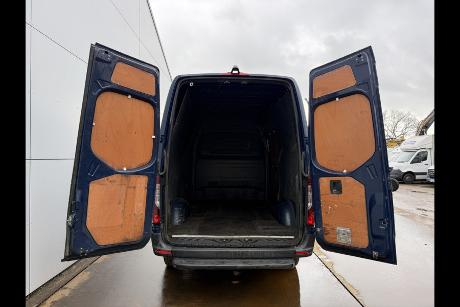 Mercedes-Benz Sprinter 317 1.9 CDI L2H2 LED 10 Inch MBUX Scherm Climate Control Cruise Control Camera Navigatie Parkeersensoren voor achter