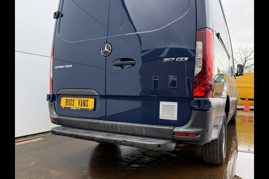 Mercedes-Benz Sprinter 317 1.9 CDI L2H2 LED 10 Inch MBUX Scherm Climate Control Cruise Control Camera Navigatie Parkeersensoren voor achter