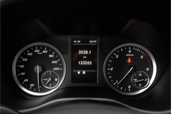 Mercedes-Benz Vito 111 CDI XL L3H1 | 5-Persoons | DC | Camera | Cruise | Airco | Trekhaak