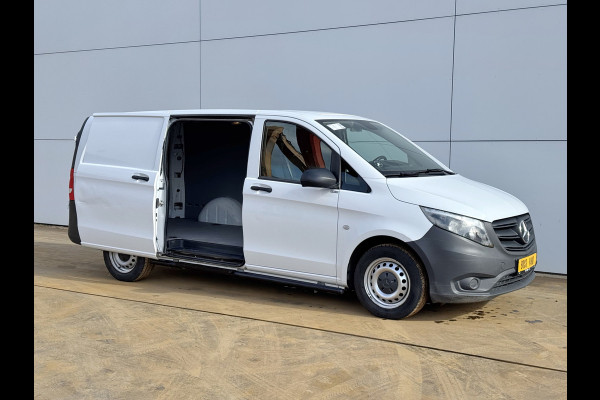 Mercedes-Benz Vito 114 1.9 CDI Automaat L2H1 Climate Control Adaptieve Cruise Side Bars Camera Carplay Trekhaak Stoelverwarming