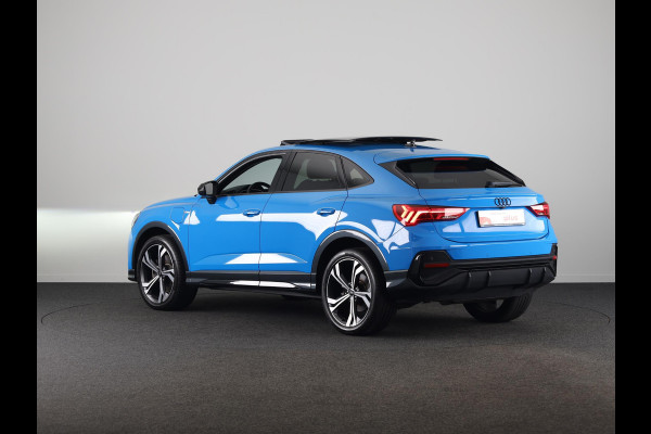 Audi Q3 Sportback 45 TFSI e S Edition 245 pk S-tronic | Navigatie | Panoramadak | Parkeersensoren | Achteruitrijcamera | Stoelverwarming | Lichtmetalen velgen 20" | S-Line |