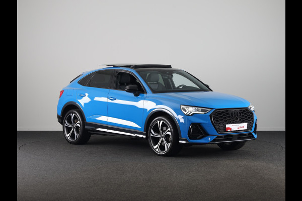 Audi Q3 Sportback 45 TFSI e S Edition 245 pk S-tronic | Navigatie | Panoramadak | Parkeersensoren | Achteruitrijcamera | Stoelverwarming | Lichtmetalen velgen 20" | S-Line |