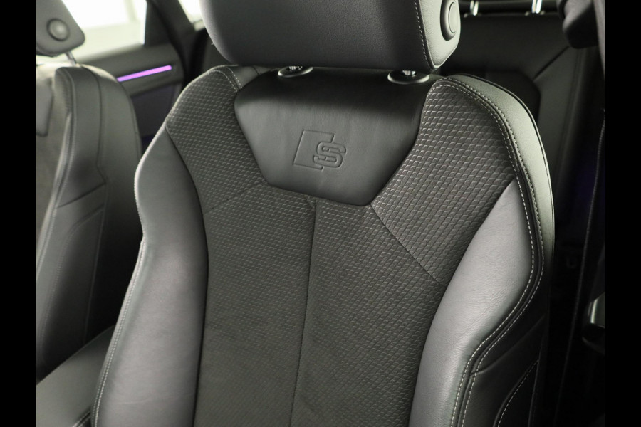 Audi Q3 Sportback 45 TFSI e S Edition 245 pk S-tronic | Navigatie | Panoramadak | Parkeersensoren | Achteruitrijcamera | Stoelverwarming | Lichtmetalen velgen 20" | S-Line |