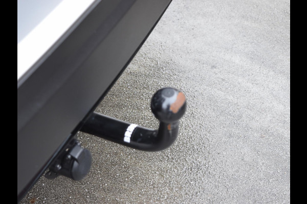 Peugeot 2008 1.2 PureTech 130 Allure CAMERA MET SENSOREN | NAVI & CARPLAY | E.C.C. |