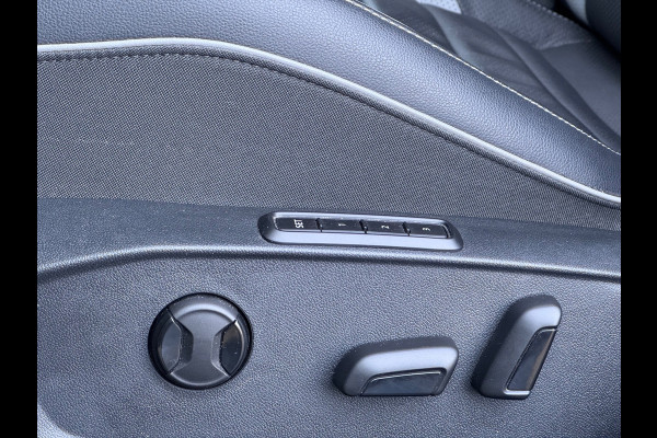 Volkswagen Golf 1.4 eHybrid GTE Pano/Leer/Camera/Matrix