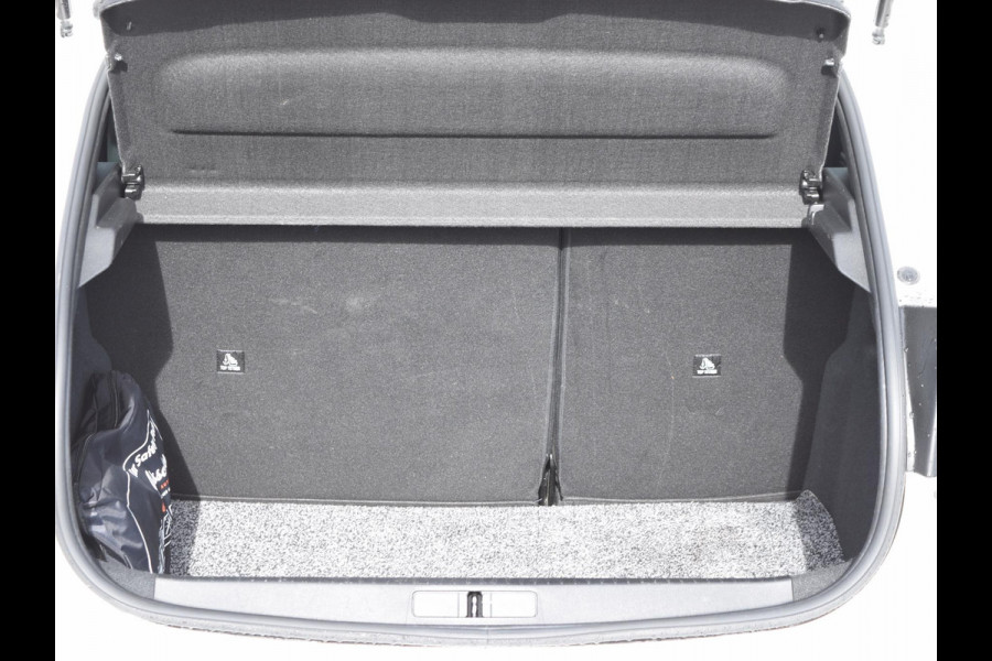 Peugeot 208 1.2 PureTech Active | 100 pk | STOELVERWARMING | AIRCO | CARPLAY |