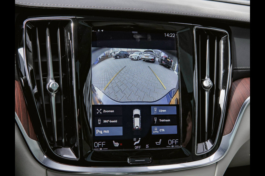 Volvo V60 2.0 T8 Twin Engine AWD Inscription Bower&Wilkins|Pano|Head-Up|Stoelverwarming|Crystal