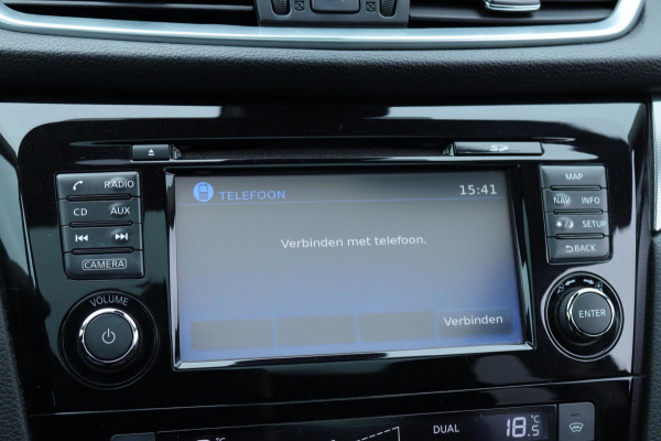 Nissan QASHQAI 1.2 Pano / Camera / Navigatie