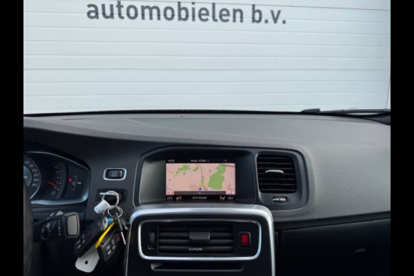 Volvo S60 2.0 T4 Polar+ Dynamic -Dealer onderhouden-Trekhaak