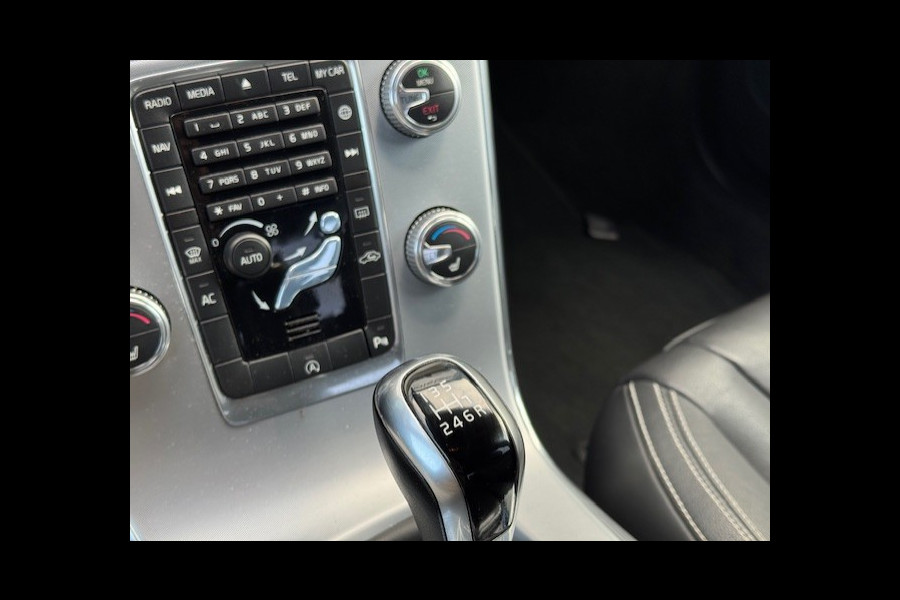 Volvo S60 2.0 T4 Polar+ Dynamic -Dealer onderhouden-Trekhaak