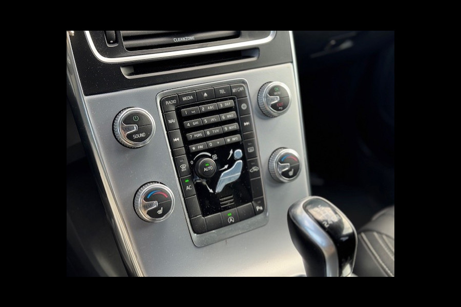 Volvo S60 2.0 T4 Polar+ Dynamic -Dealer onderhouden-Trekhaak