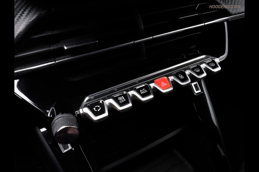 Peugeot 2008 1.2 PureTech Active Pack Sport (APPLE CARPLAY,CRUISE CONTROL,PARKEERSENSOREN,LM-VELGEN,LED VERLICHTING,TOPCONDITIE)