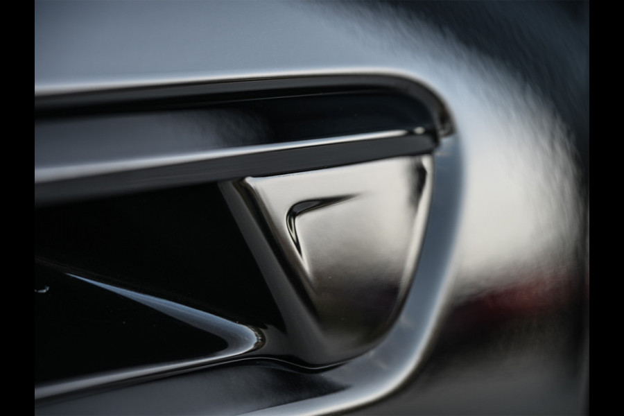 Audi A6 Avant 2.0 e-hybrid quattro 368pk S edition Competition |MMI interface update | Achteras besturing | Premium S-Seats | Trekhaak | B&O Sound | Head-Up | Soft-Close | Adaptive Cruise | Passagiers display | 5 jaar garantie | Luchtvering