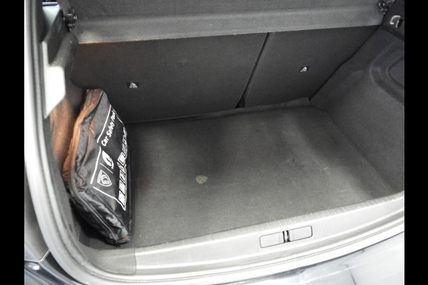 Peugeot e-208 EV Active Pack 50 kWh NAVI/CLIMA/CRUISE/LED/PDC!