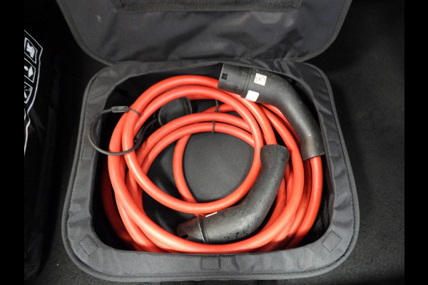 Peugeot e-208 EV Active Pack 50 kWh NAVI/CLIMA/CRUISE/LED/PDC!