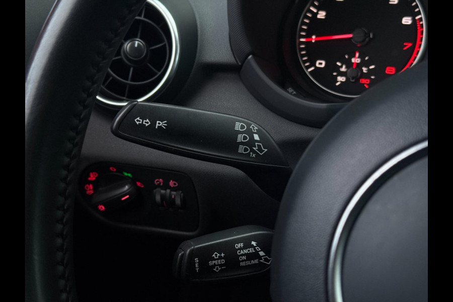 Audi A1 Sportback 1.0 TFSI S-line Aut. Navi Nap Led Leder Pdc Nardo Grey Airco Cruise 5drs