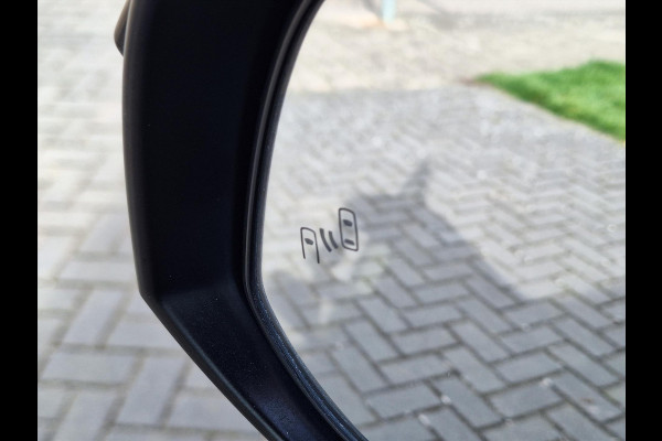 Toyota RAV4 2.5 Hybrid AWD Black Edition | Schuifdak, Treeplanken, Dodehoekherkenning, Keyless, Parkeersensoren, Elektrische achterklep