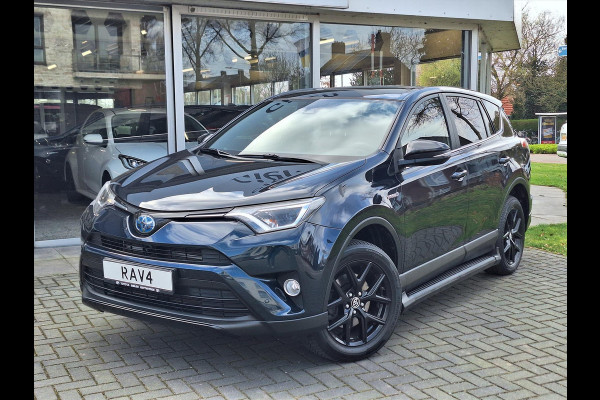 Toyota RAV4 2.5 Hybrid AWD Black Edition | Schuifdak, Treeplanken, Dodehoekherkenning, Keyless, Parkeersensoren, Elektrische achterklep