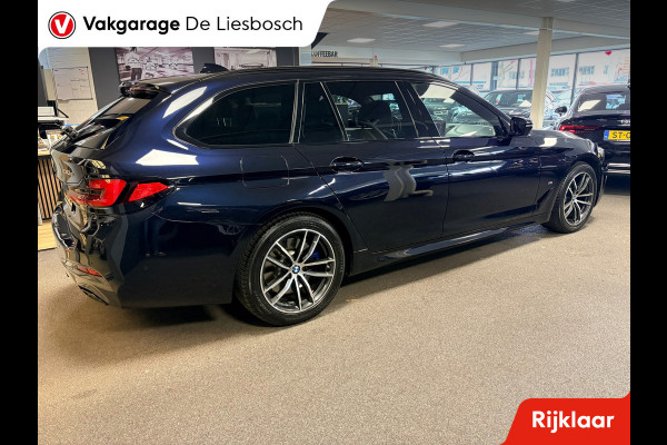 BMW 5 Serie Touring 530e xDrive High Executive M-sport / leer / pano / navi / head-up / Apple carplay
