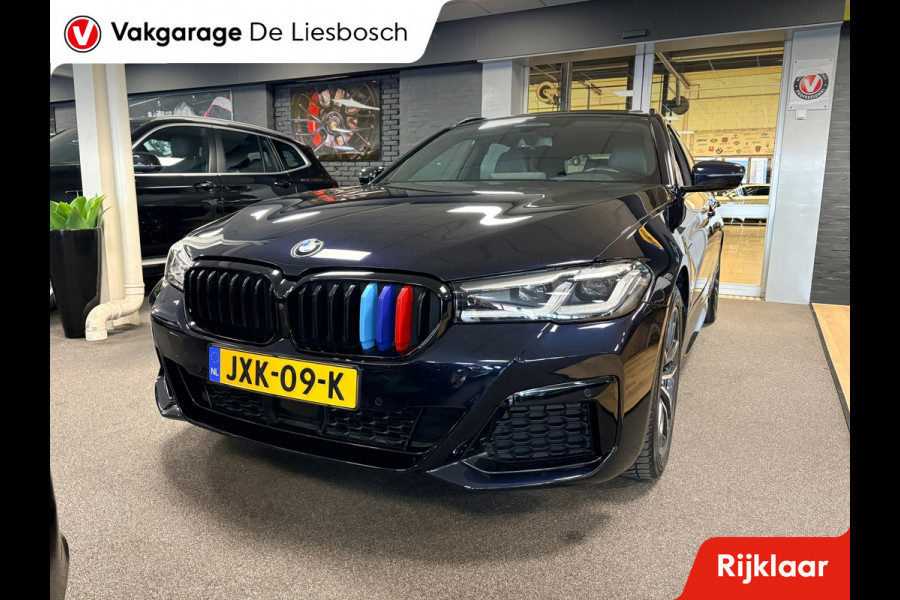 BMW 5 Serie Touring 530e xDrive High Executive M-sport / leer / pano / navi / head-up / Apple carplay