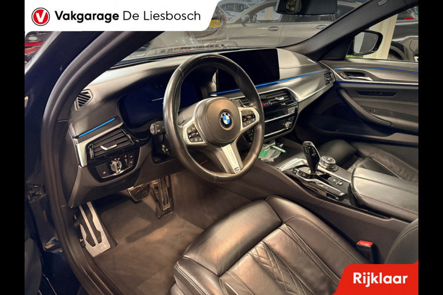 BMW 5 Serie Touring 530e xDrive High Executive M-sport / leer / pano / navi / head-up / Apple carplay