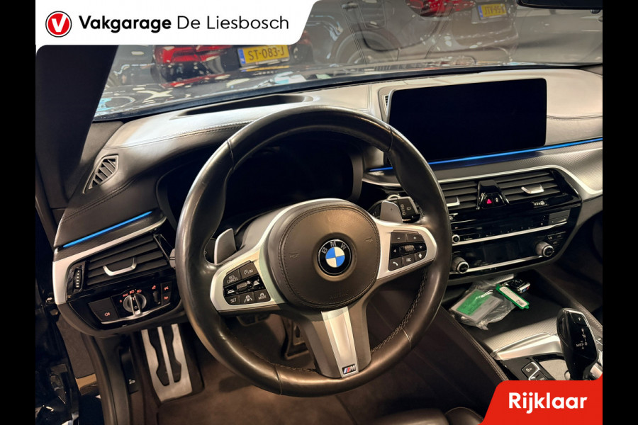 BMW 5 Serie Touring 530e xDrive High Executive M-sport / leer / pano / navi / head-up / Apple carplay