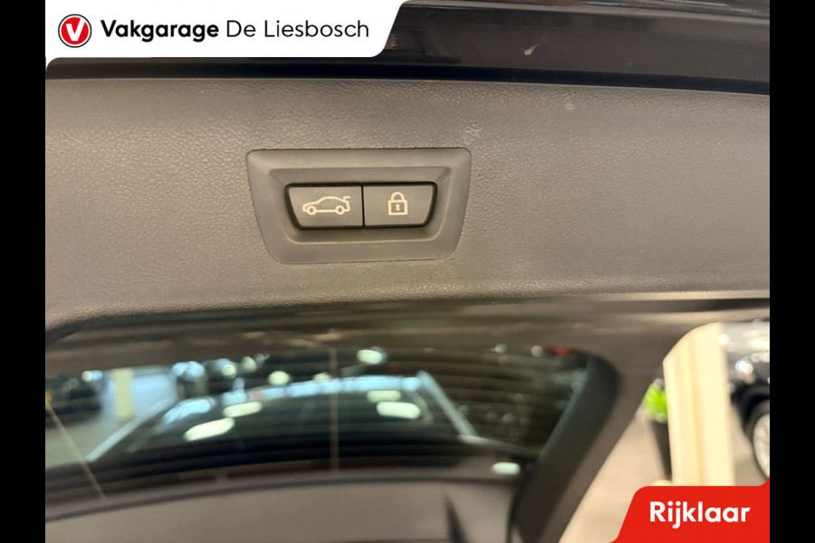 BMW 5 Serie Touring 530e xDrive High Executive M-sport / leer / pano / navi / head-up / Apple carplay