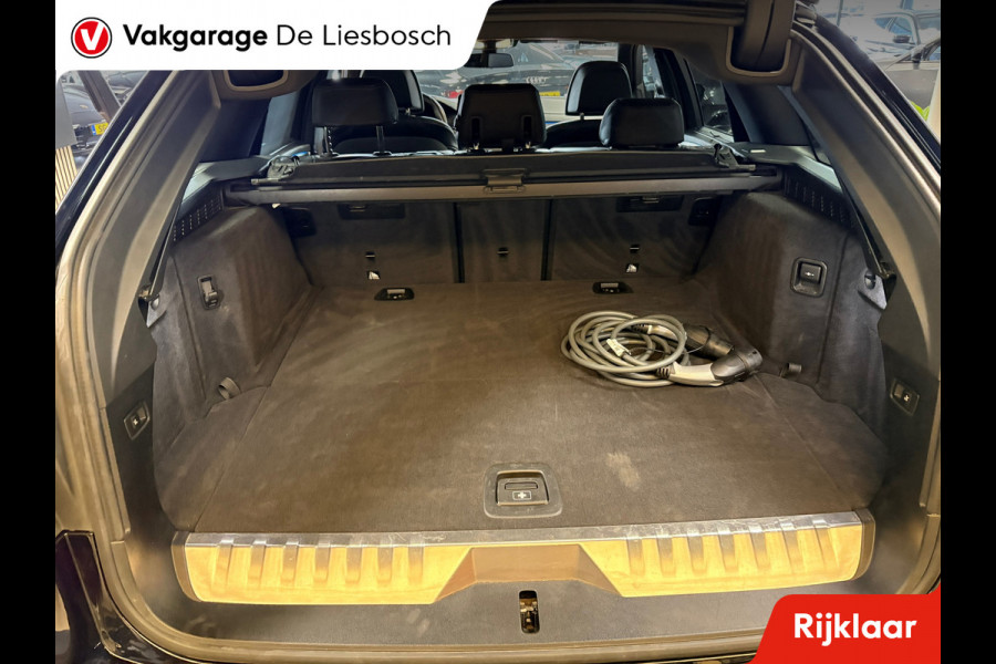 BMW 5 Serie Touring 530e xDrive High Executive M-sport / leer / pano / navi / head-up / Apple carplay