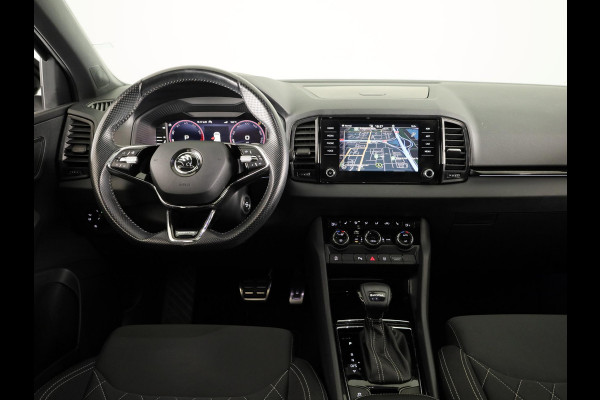 Škoda Karoq 1.5 TSI ACT Sportline Business 150 pk Automaat (DSG) | Verlengde garantie | Navigatie | Panoramadak | Parkeersensoren | Achteruitrijcamera | Stoelverwarming |