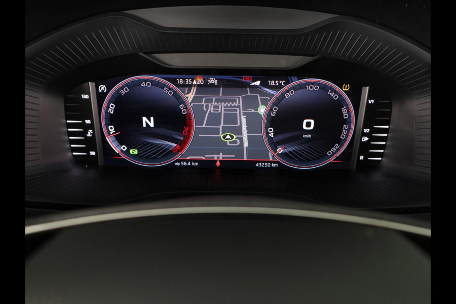 Škoda Karoq 1.5 TSI ACT Sportline Business 150 pk Automaat (DSG) | Verlengde garantie | Navigatie | Panoramadak | Parkeersensoren | Achteruitrijcamera | Stoelverwarming |