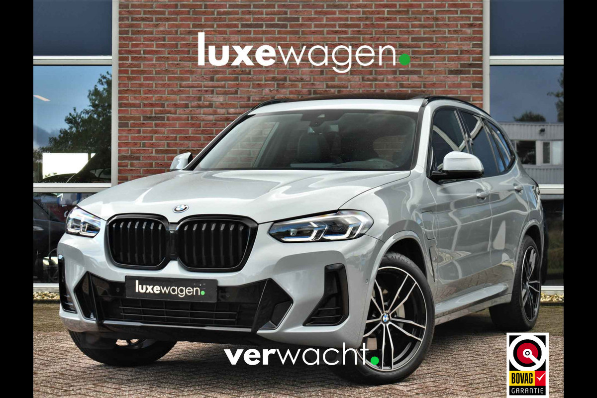 BMW X3 xDrive30e M-Sport Pano M-zetels Trekhaak HUD Laser 20inch