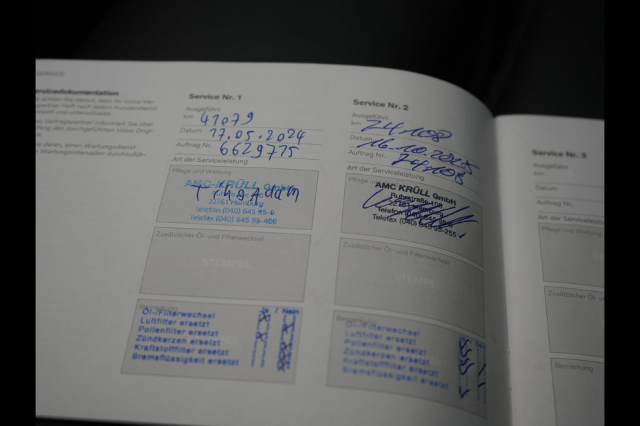 Volvo V60 T6 AWD Plus Dark LONG RANGE PHEV 350pk Dealer O.H. | Camera | Harman / Kardon | Lederen Sportstoelen Memory & Verwarmd | Google Assistent | Keyless | Stuur Verwarmd | Apple Carplay | Cruise Control | Virtual | DAB | Plug In Hybrid |