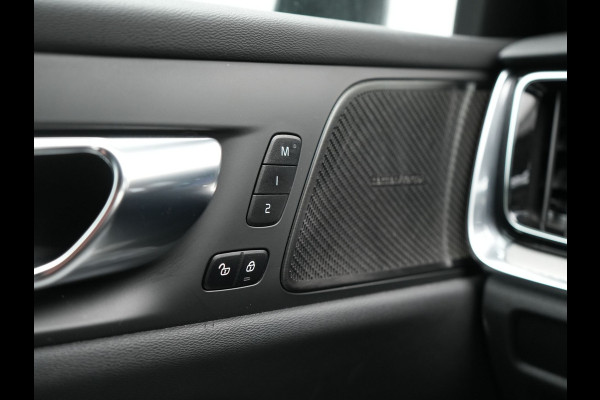 Volvo V60 T6 AWD Plus Dark LONG RANGE PHEV 350pk Dealer O.H. | Camera | Harman / Kardon | Lederen Sportstoelen Memory & Verwarmd | Google Assistent | Keyless | Stuur Verwarmd | Apple Carplay | Cruise Control | Virtual | DAB | Plug In Hybrid |