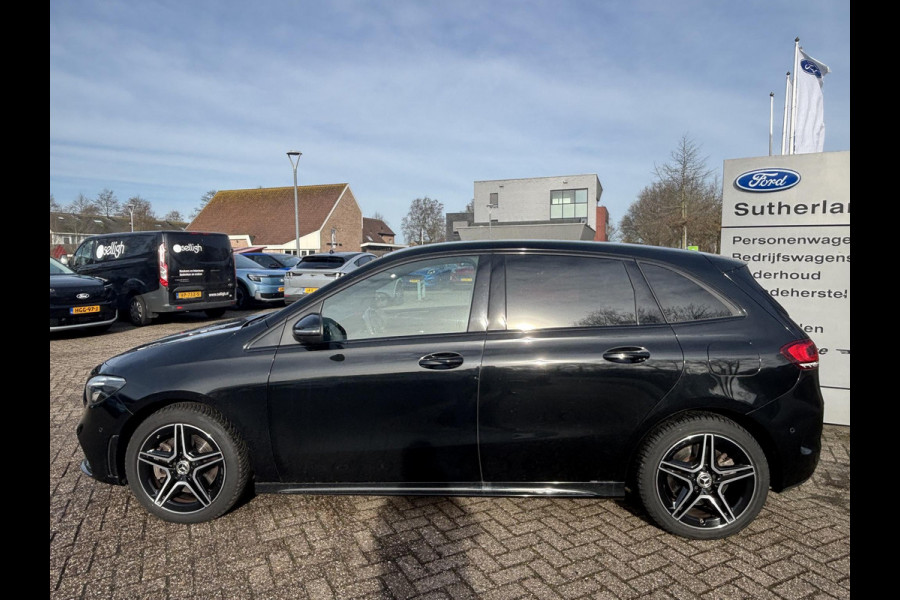 Mercedes-Benz B-Klasse 250 e AMG Line | SCI | Plug-in Hybride | PHEV | Stoelverwarming | Camera | Navigatiesysteem | getint warmtewerend glas