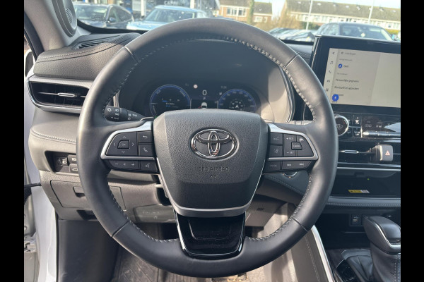 Toyota highlander 2.5 AWD Hybrid Premium | Bellen voor bezichtiging  | 7p |  Panoramadak | 360 graden camera | Platinum Pearl White | Adaptieve cruisecontrol | JBL audio | Head up Display | Stoelverwarming | Achterbank verwarmd | SCI