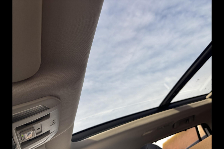 Toyota highlander 2.5 AWD Hybrid Premium | Bellen voor bezichtiging  | 7p |  Panoramadak | 360 graden camera | Platinum Pearl White | Adaptieve cruisecontrol | JBL audio | Head up Display | Stoelverwarming | Achterbank verwarmd | SCI