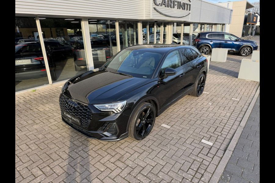 Audi Q3 Sportback 35 TFSI Advanced S Edition Automaat / 150 Pk / Navi / Cruise / Climate / Full Led / 20"Lichtmetaal.